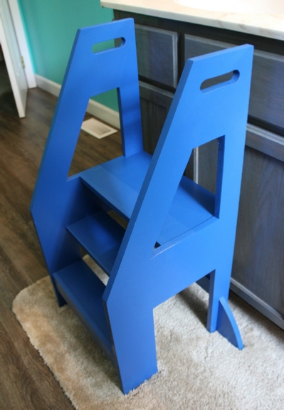 How to Build a Step Stool for your Toddler. DIY ...
